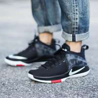 کفش بسکتبالی نایک زوم       Nike Zoom Witness black