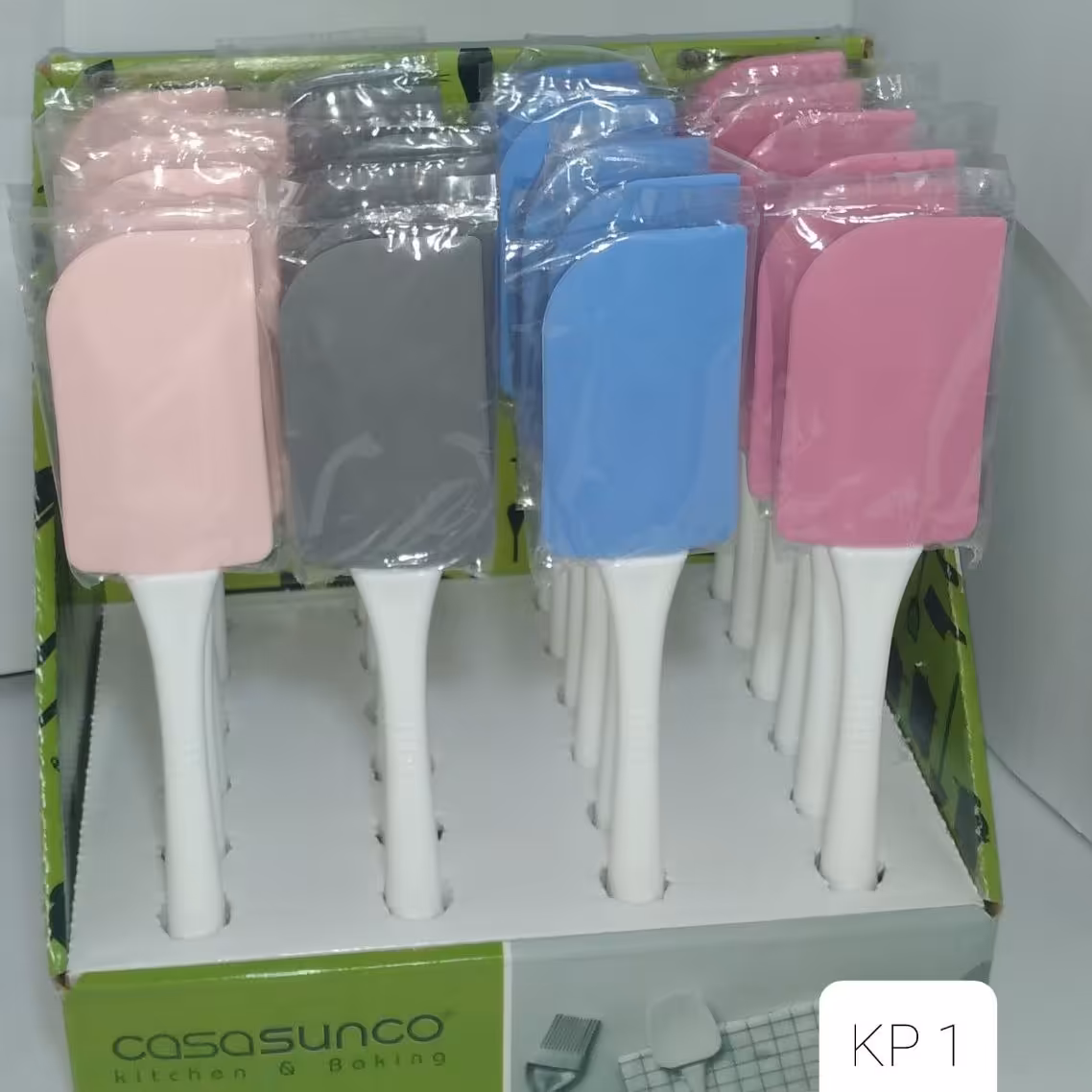 لیسه  سیلیکونی با دسته پلاستیکی  در 4 رنگ 