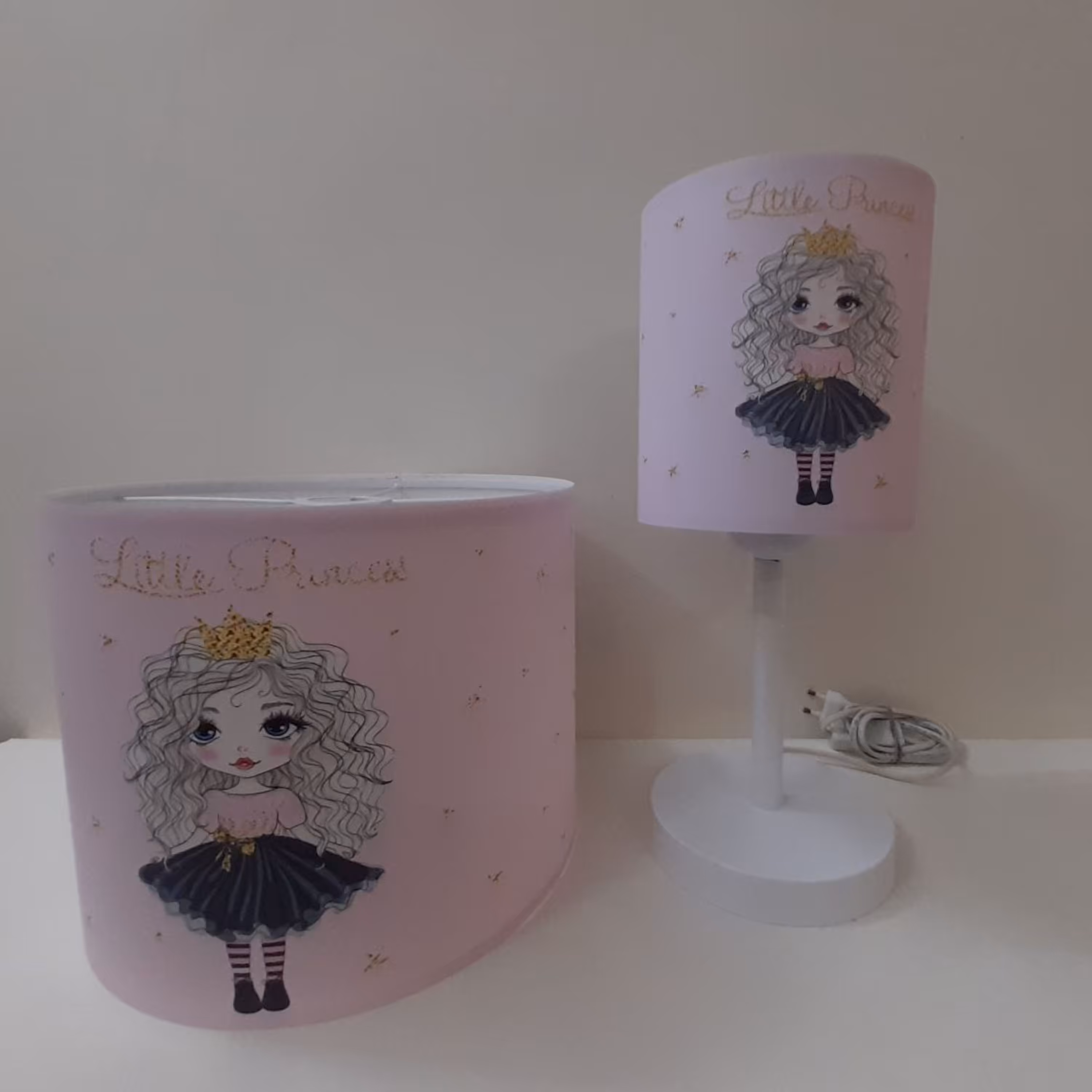 لوستر و آباژور کودک طرح دختر موفرفری صورتی 