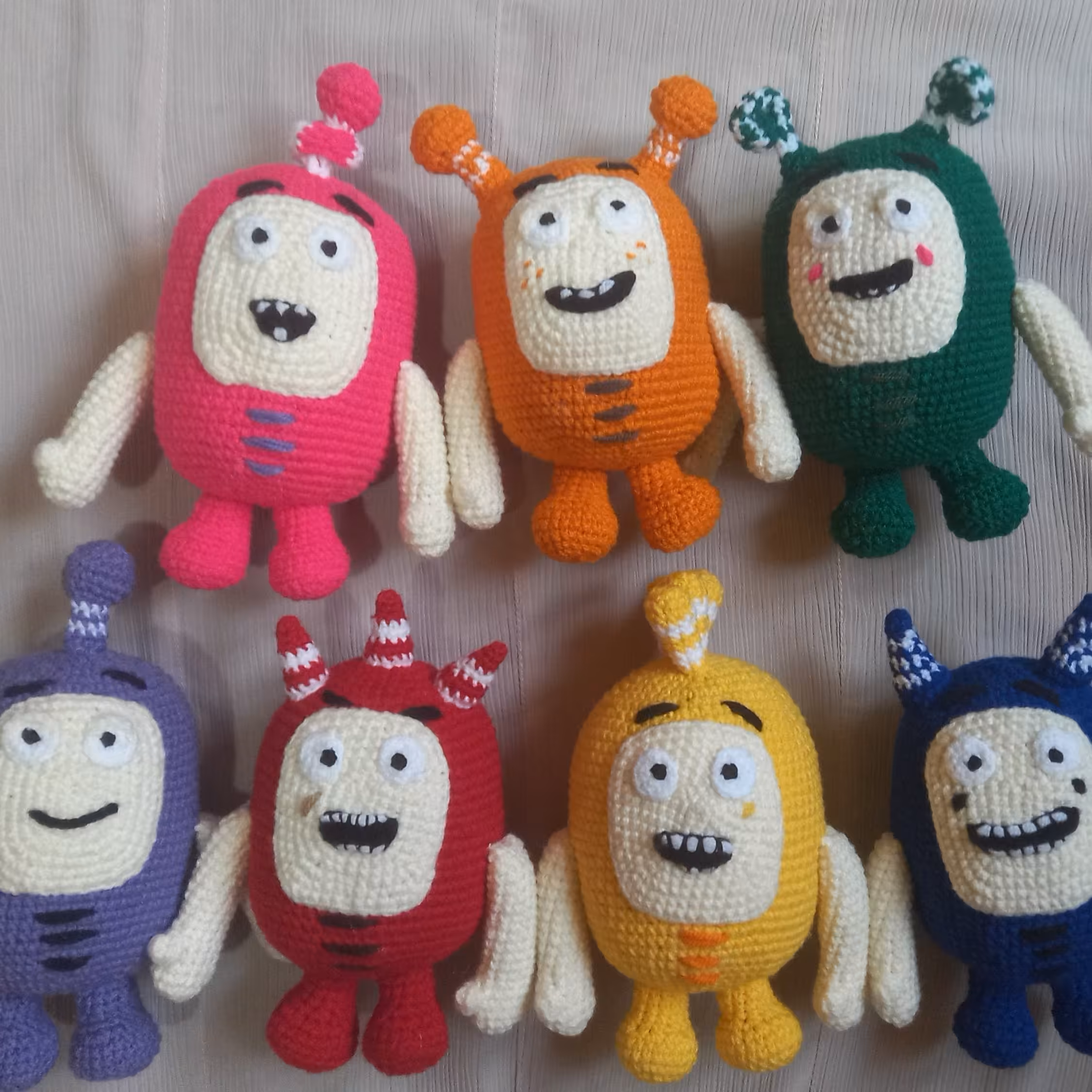 عروسک کارتونی شخصیت oddbods
