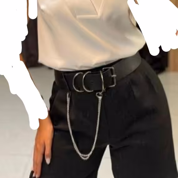 کمربند زنجیر دار 