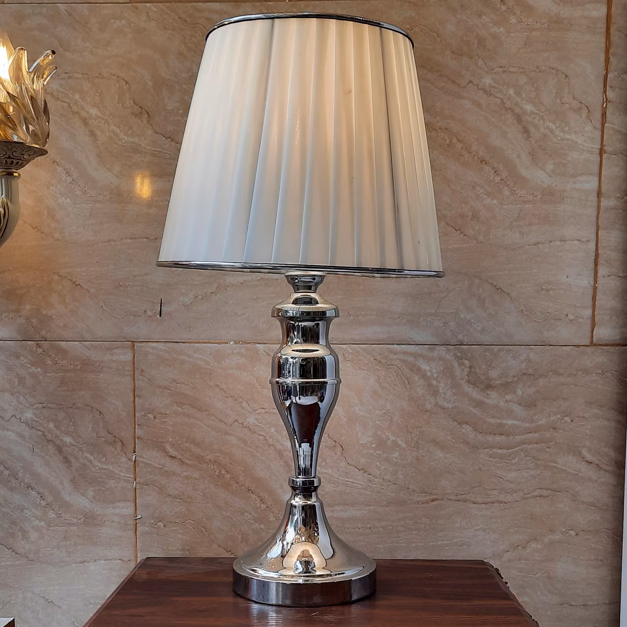 آباژور فلزی