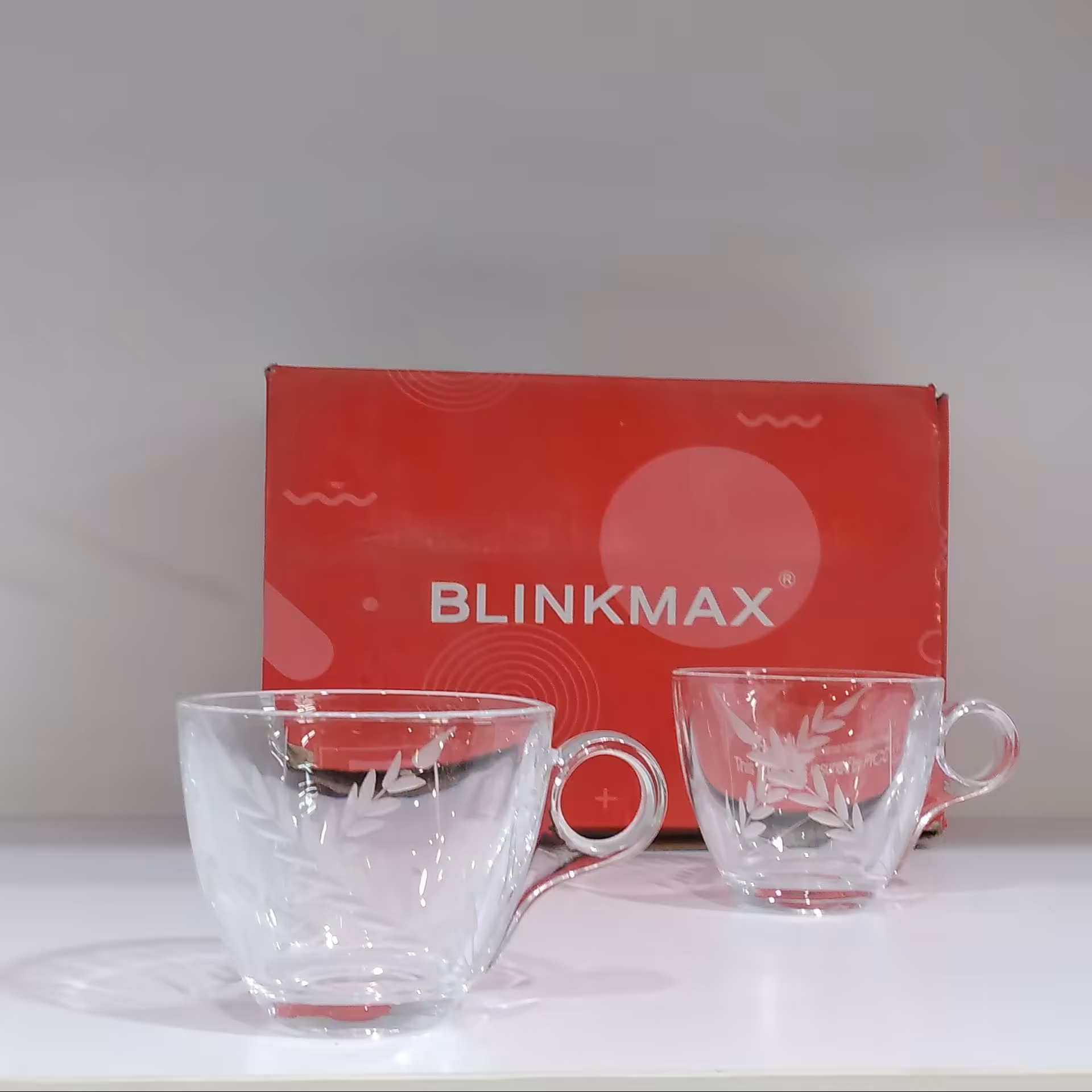 فنجان چری کنده کاری طرح گندم.محصولی از شرکت بلینک مکس چین.کیفیت عالی .شفاف .سبک وبسیار خوش دست