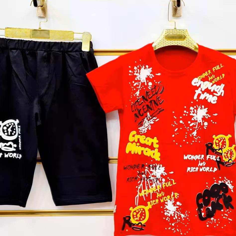 تیشرت وشلوارک