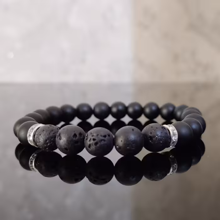 دستبند سنگ اونیکس مشکی مات و لاوا آتشفشانی زنانه و مردانه 