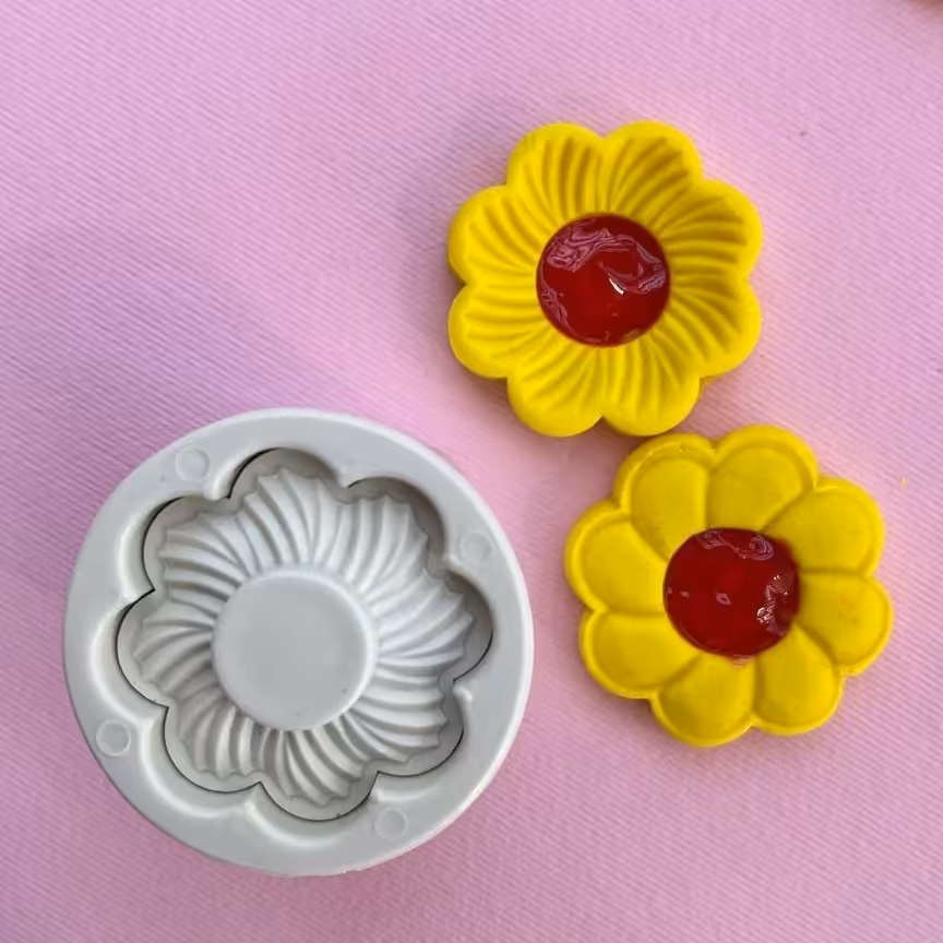 کاتر  و مهر گرد شیرینی مربایی یا کاتر حلوا دو طرفه شماره دو