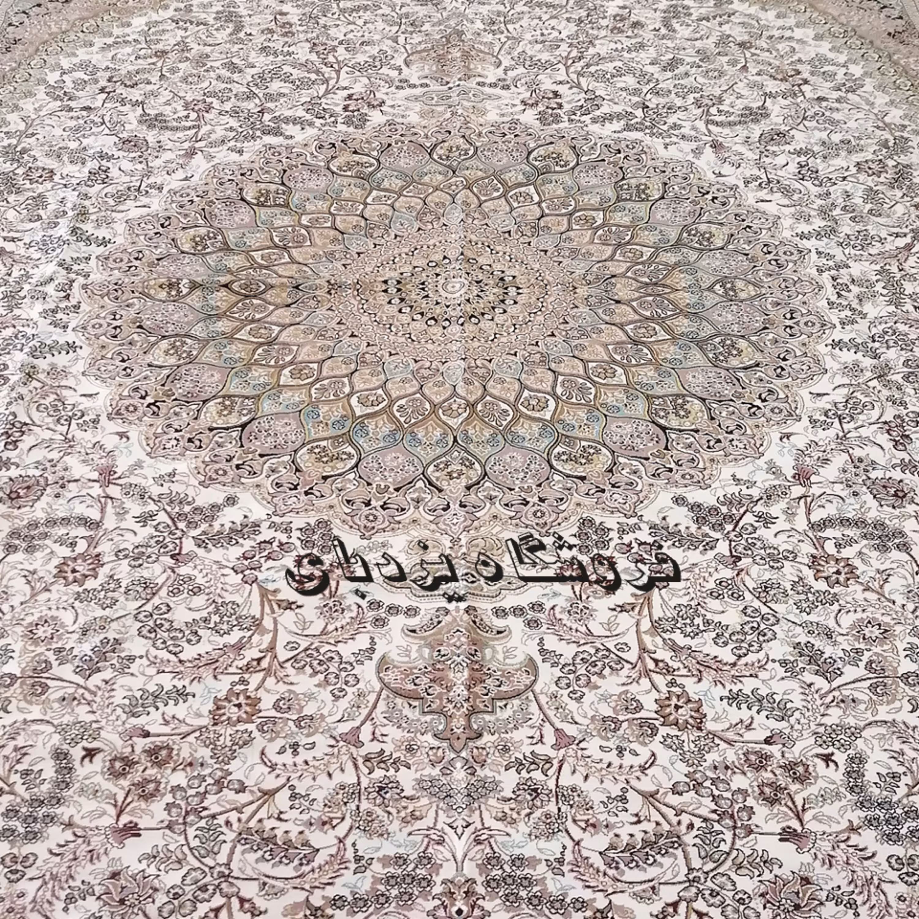 روفرشی کشدار 6 متری طرح پارمیس مدل ابریشمی با کیفیت بسیار عالی