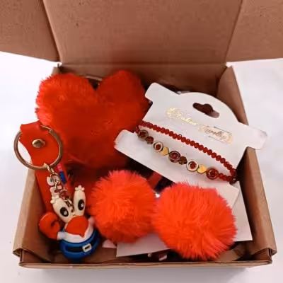 پک‌ اقتصادی هدیه دخترانه و زنانه قرمز