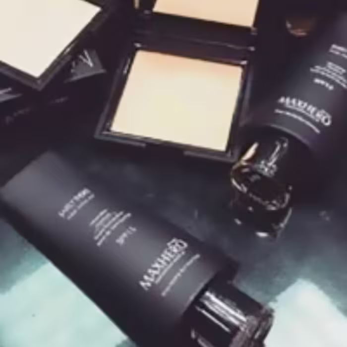 کرم پودر کاور بالا مکس هیرو با spf 15