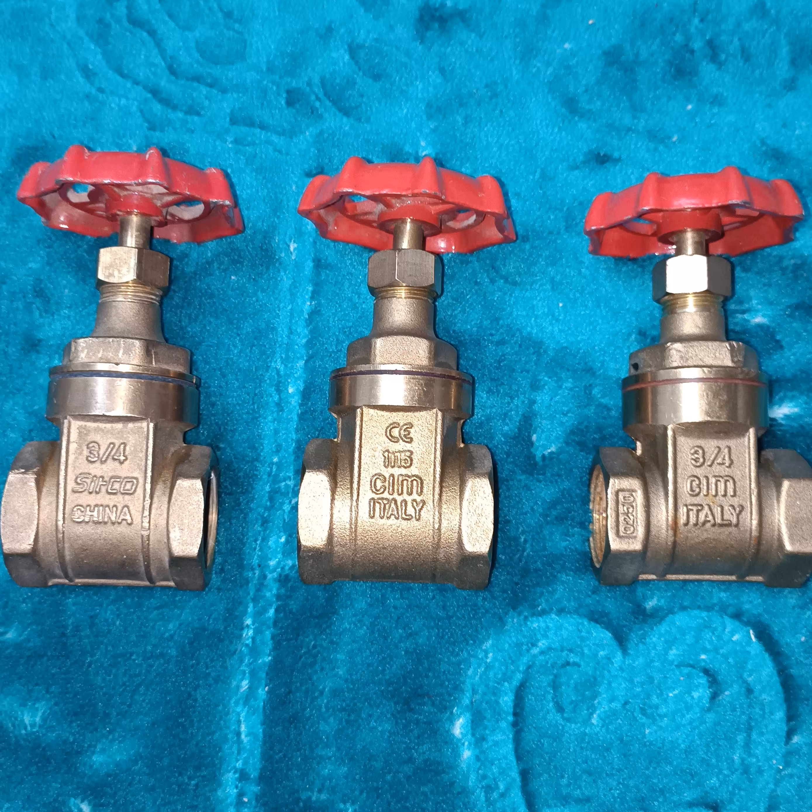 شیرفلکه آب سایز 3/4  مدل کشویی ،سه عدد باهم 