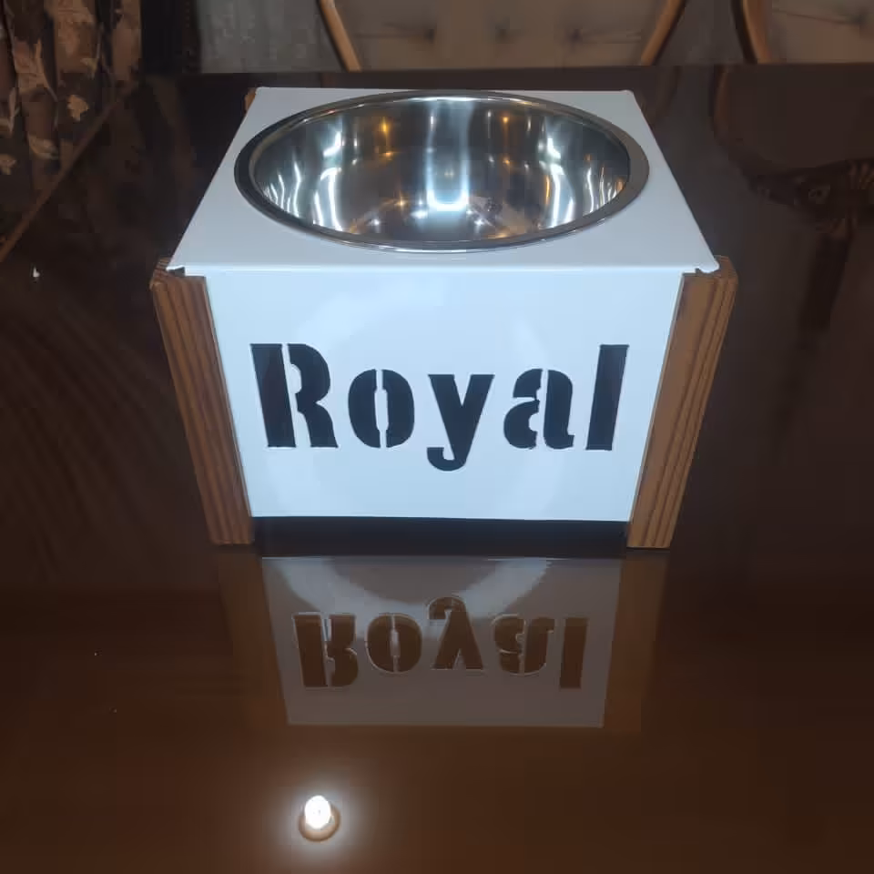 ظرف اب غذای حیوان