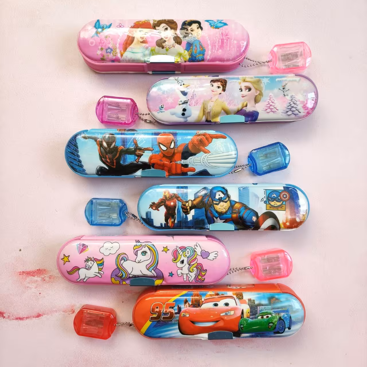 جامدادی مگنتی جامدادی تراش دار مگنتی 