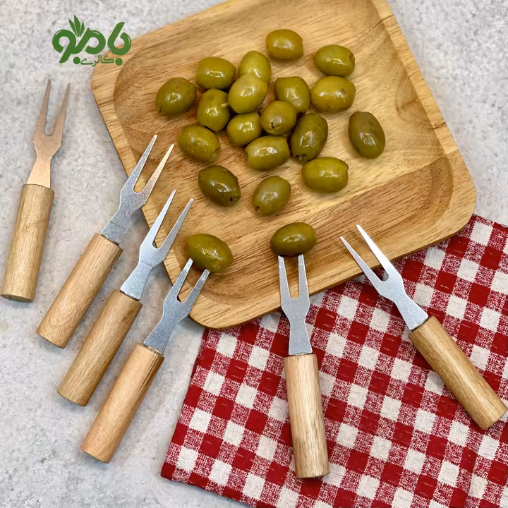 چنگال زیتون خوری دسته چوبی