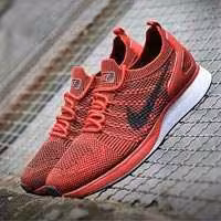 کفش کتانی نایک ریسر زرشکی Nike Zoom Flyknit Racer