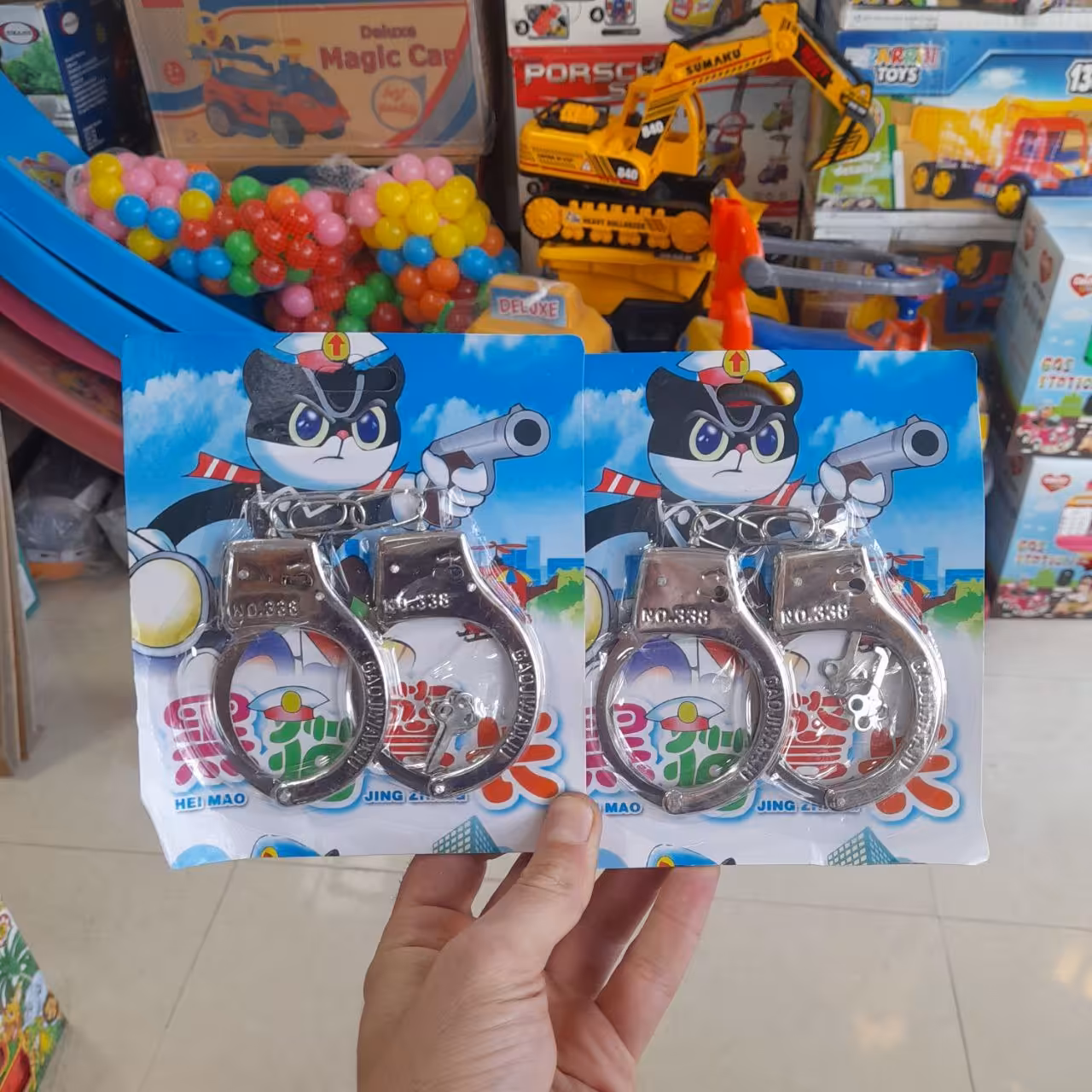 اسباب بازی دستبند فلزی واقعی 