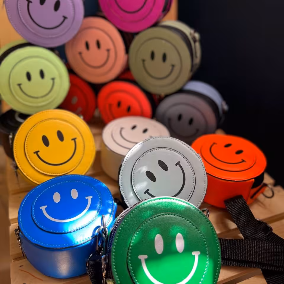 کیف مینی بگ دخترانه استیکر در رنگ بندی متنوع با ارسال رایگان 