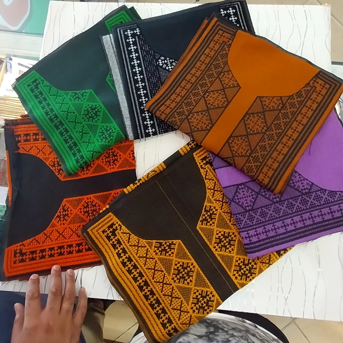 نوار حاشیه سنتی