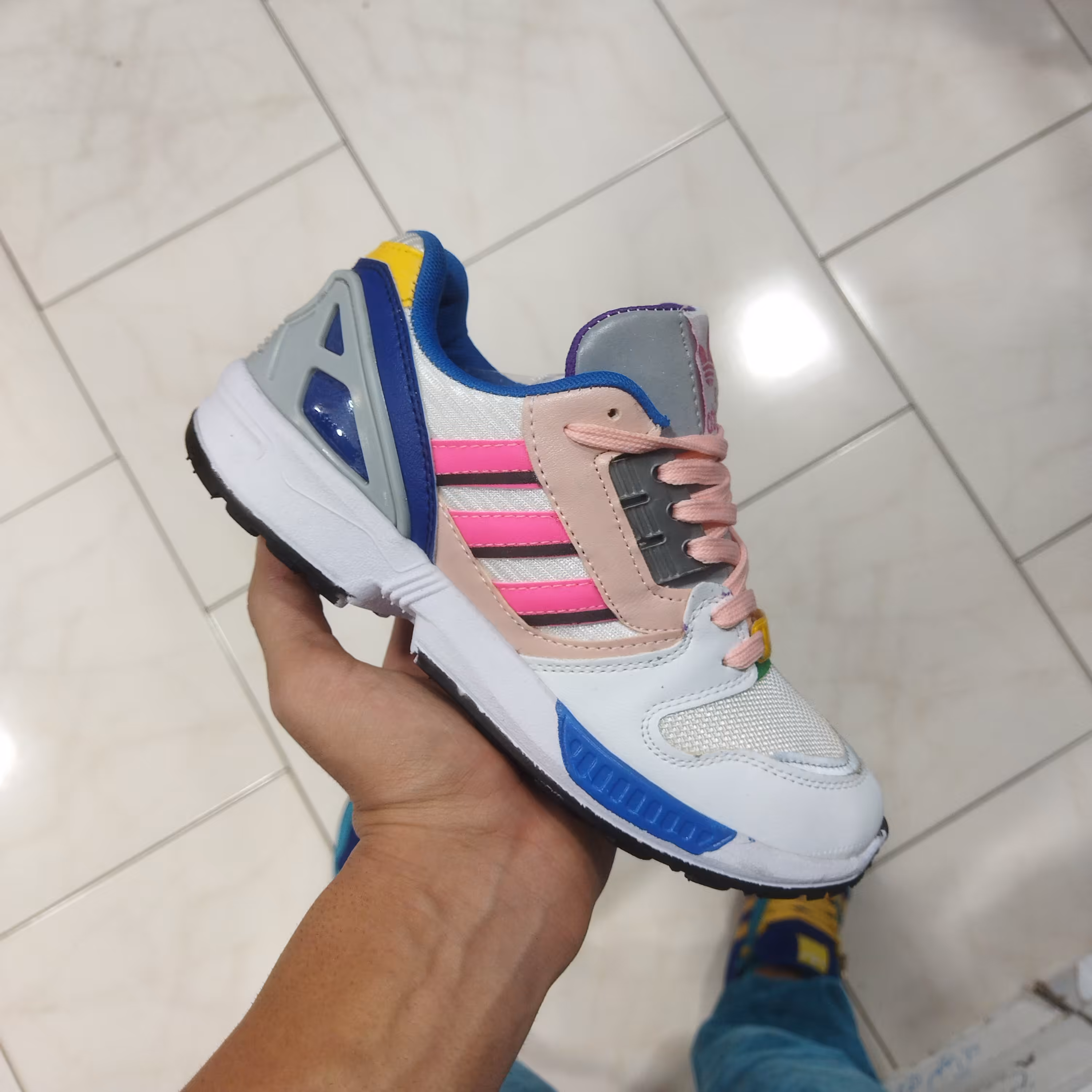 کفش کتونی آدیداس zx