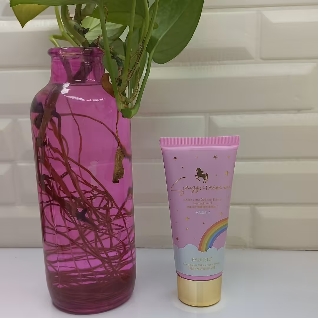 کرم دست تک شاخ (یونیکورن)