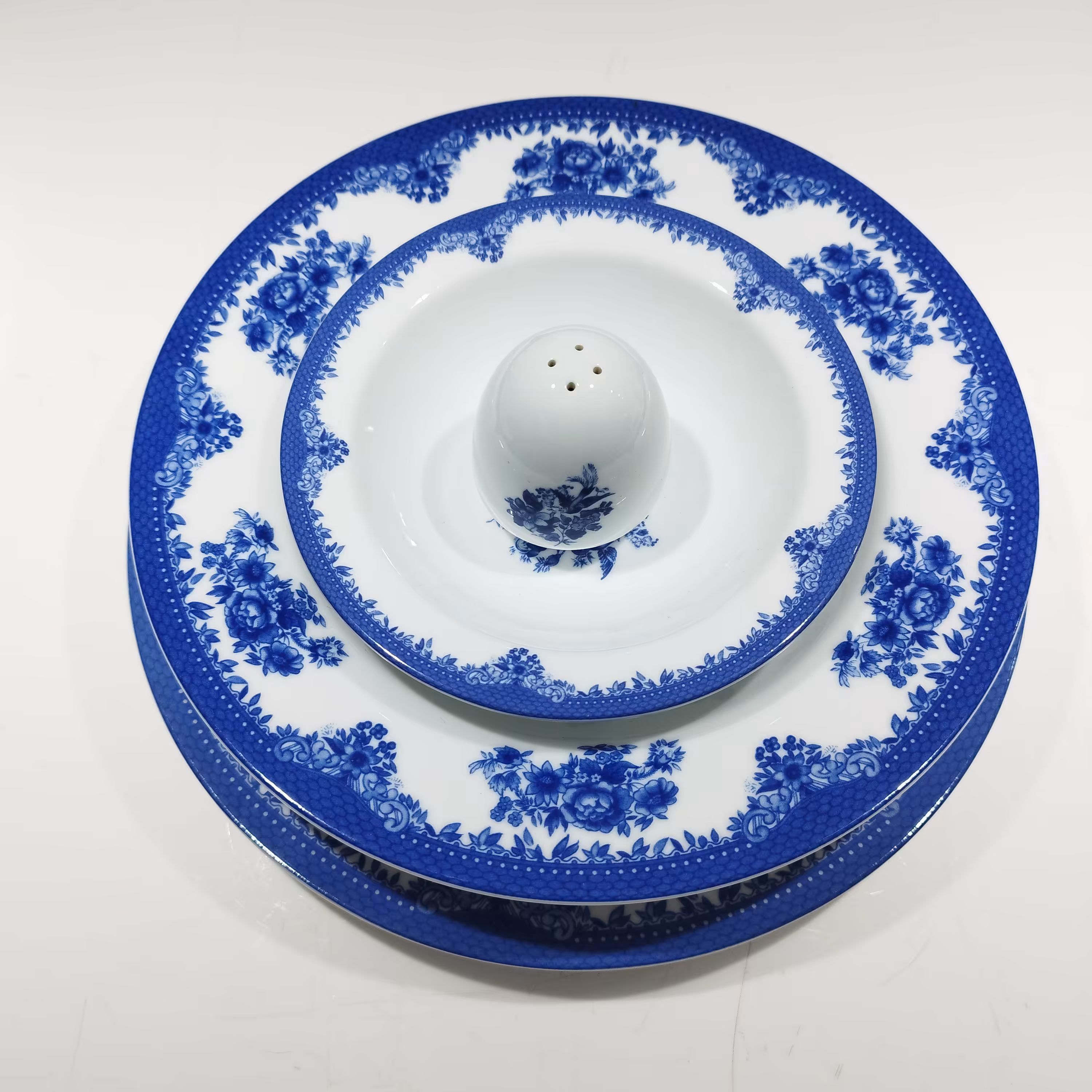 سرویس چینی زرین فلورانس سرمه ای (درجه عالی) 102 پارچه 12 نفره ارسال رایگان با باربری به مرکز استان مقصد