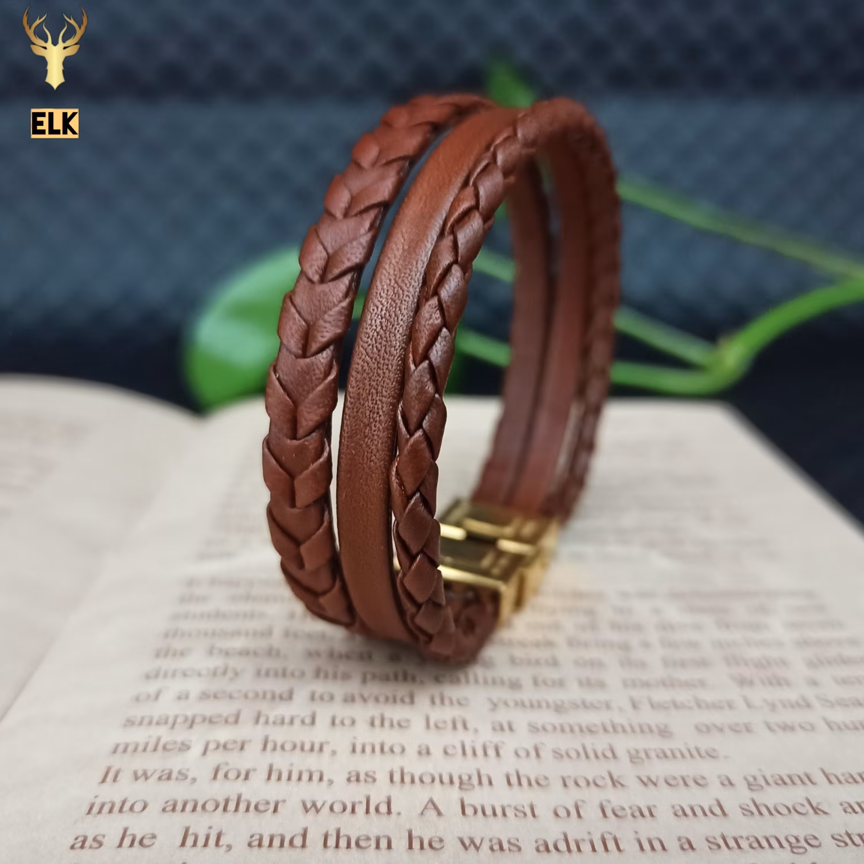 دستبند چرم طبیعی مدل E415 قهوه ای(ارسال رایگان با جعبه چوبی مخصوص هدیه )