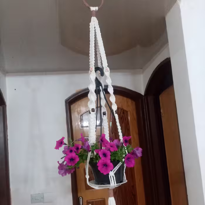 آویزه، مکرومه بافی بسیار زیبا برای گلهای نوروزی