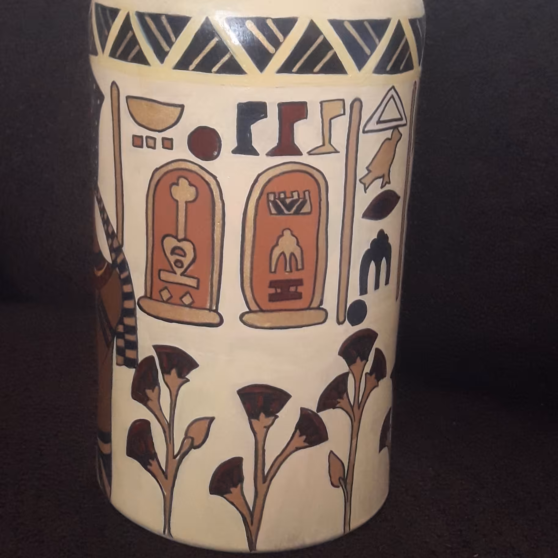 گلدان سفالی