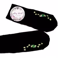 جوراب گلدوزی طرح 5 گل کد 102