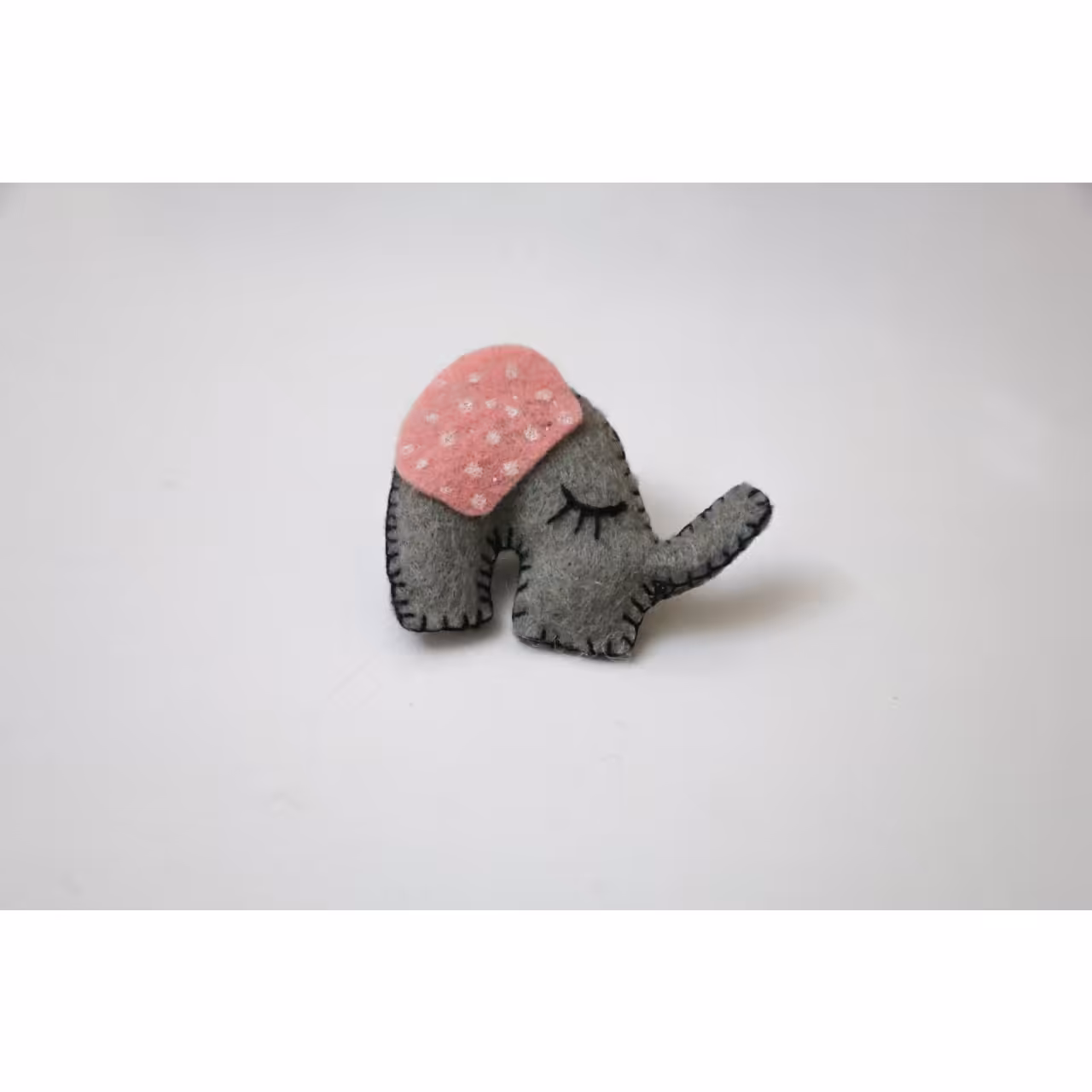 پیکسل نمدی طرح فیل طوسی