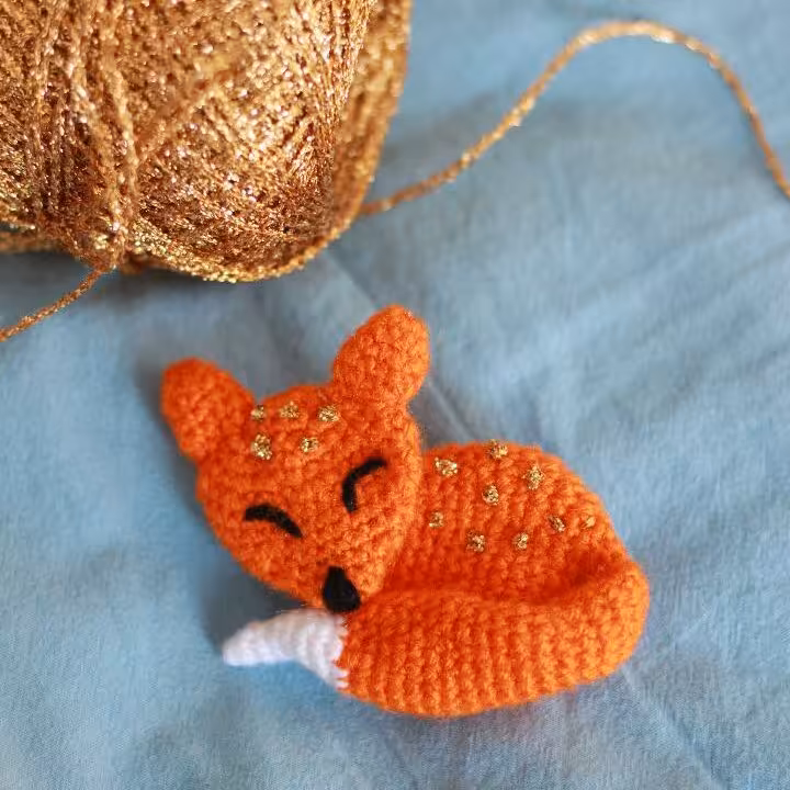 سنجاق سینه قلاب بافی طرح روباه