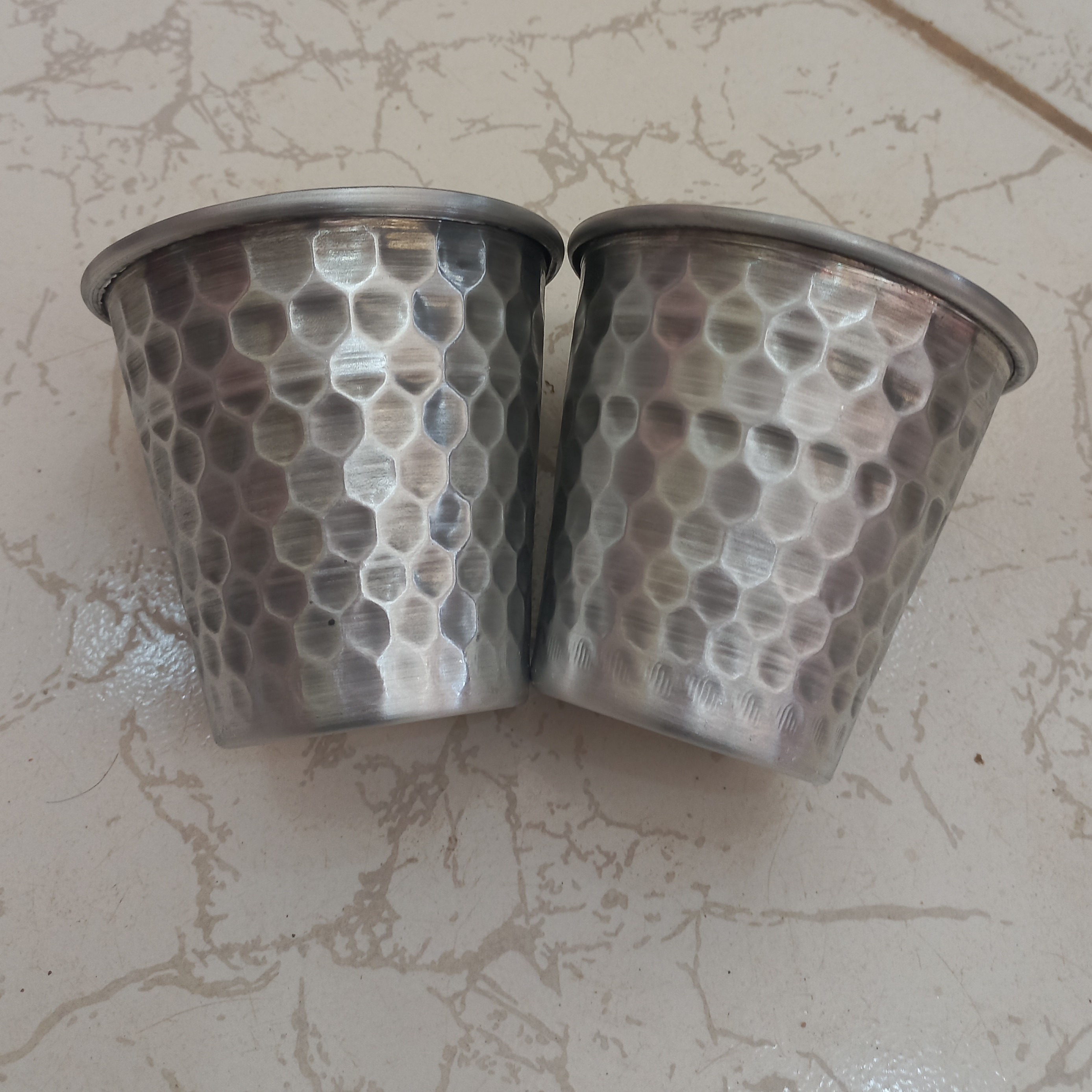 لیوان روحی چکشی متوسط ارتفاع و قطر 9 سانتی متر