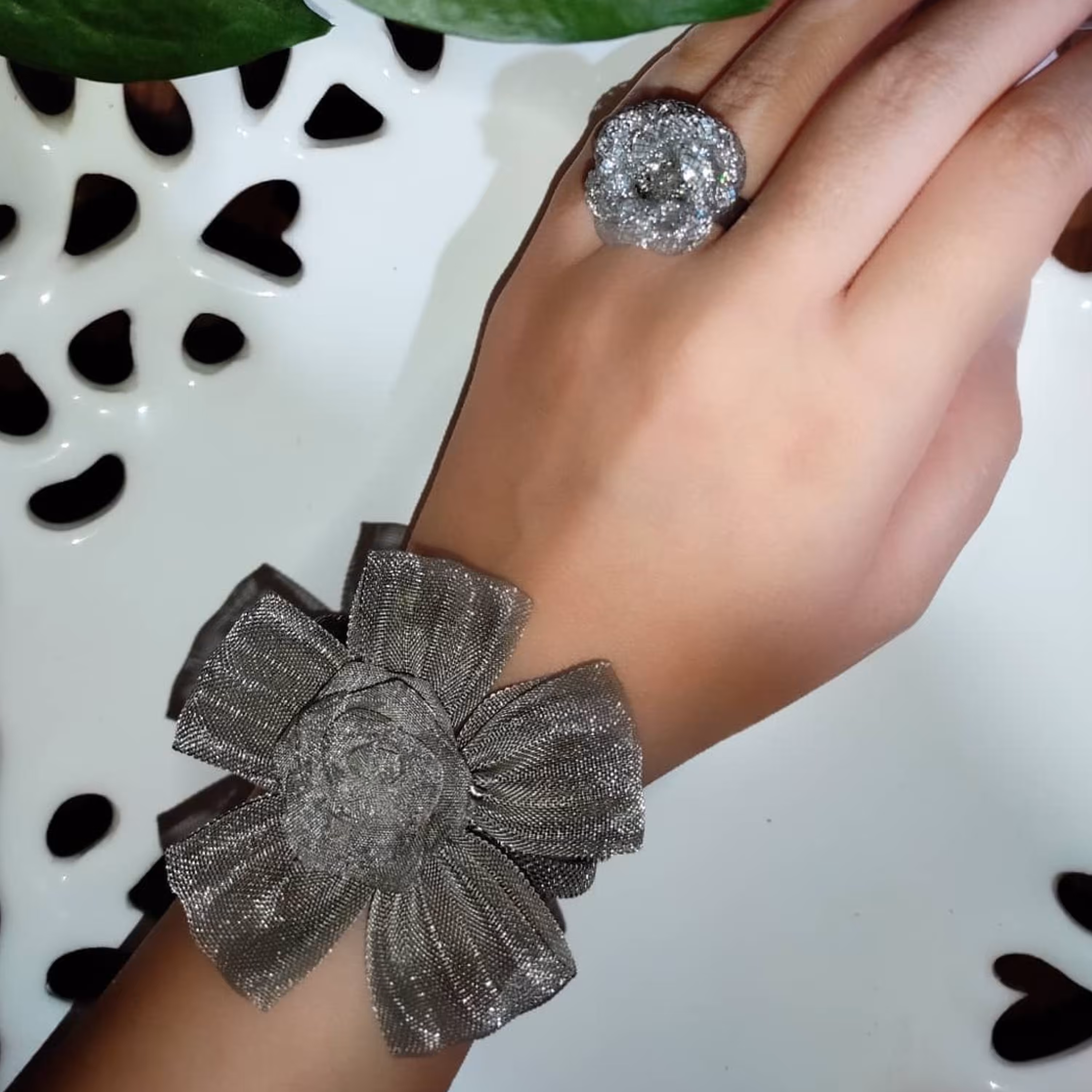 ست انگشتر و دستبند توری طرح گل توری