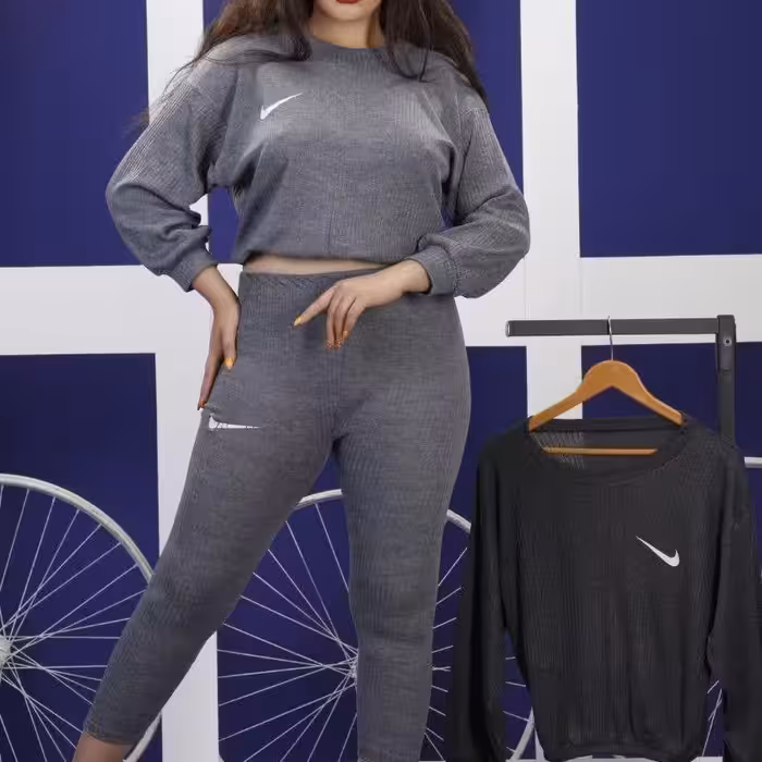 دوتیکه کراپ و شلوار آکاردئونی در دورنگ ملانژ مناسب سایز 36 الی 46  


