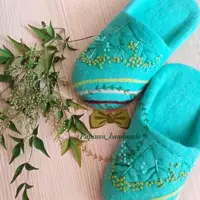 رنگ فیروزه ای دمپایی نمدی 