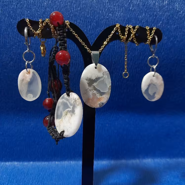 نیم ست سنگ شجر بهاره به همراه دستبند بافت