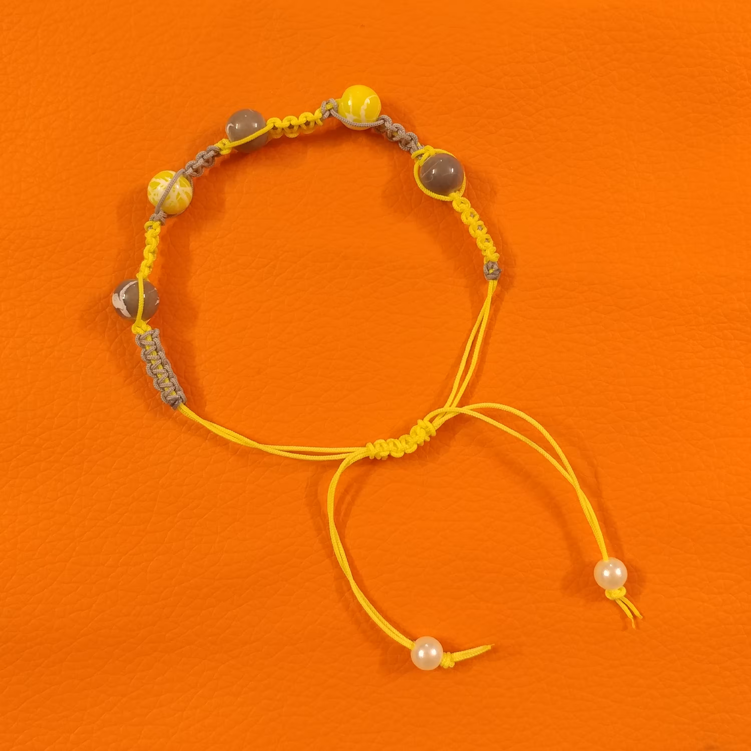 دستبند مهره