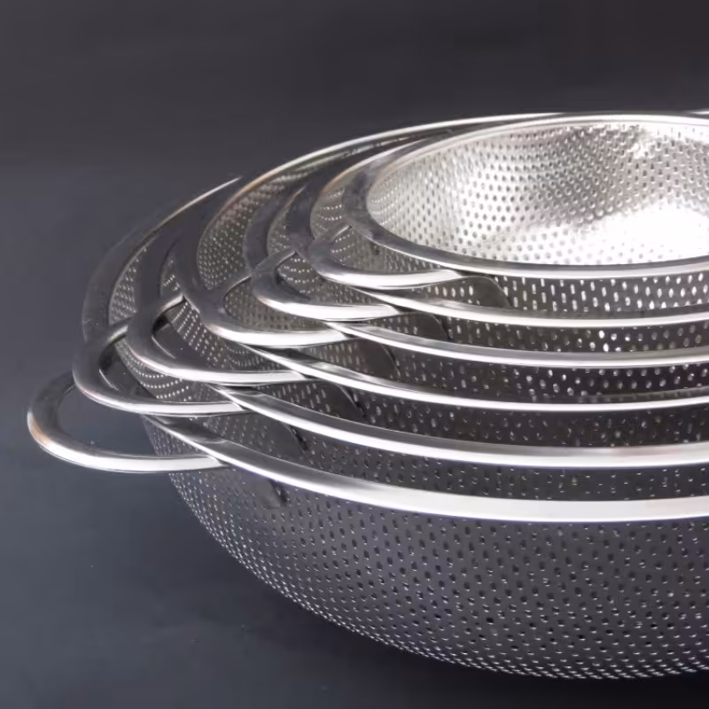 آبکش استیل پانچ 6 تایی
در سایزهای
31.5cm
28.5cm
25.5cm
22.5 cm
19.5cm
16.5cm