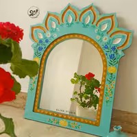 قاب آینه نقاشی شده جنس قاب چوب قابل شستشو