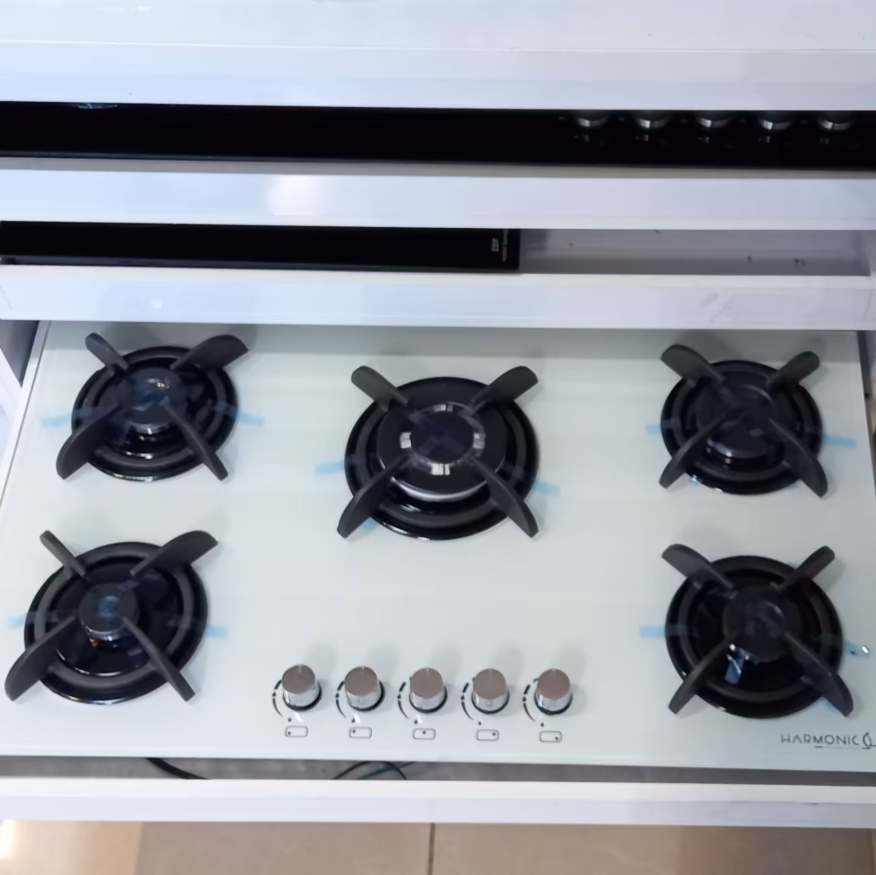 اجاق گاز صفحه ای سفید