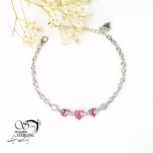 دستبند نقره زنانه قلبی با نگینهای صورتی