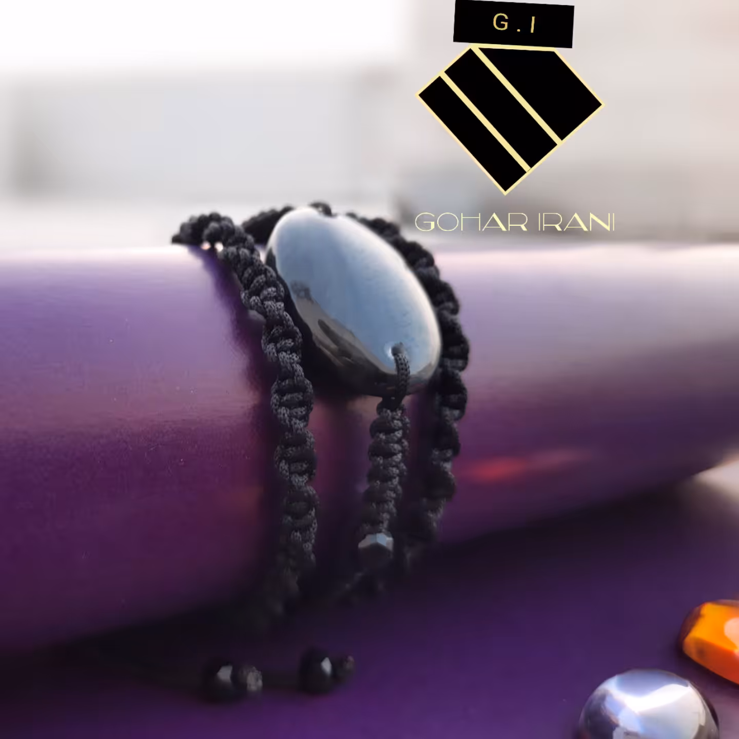 دستبند با سنگ طبیعی چشم ببر مشکی با نخ مکرومه درجه یک