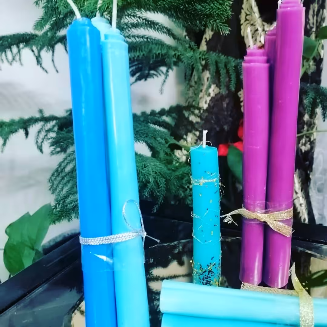 شمع های استوانه ایی در رنگها جذاب، پک سه تایی در رنگهای مختلف 