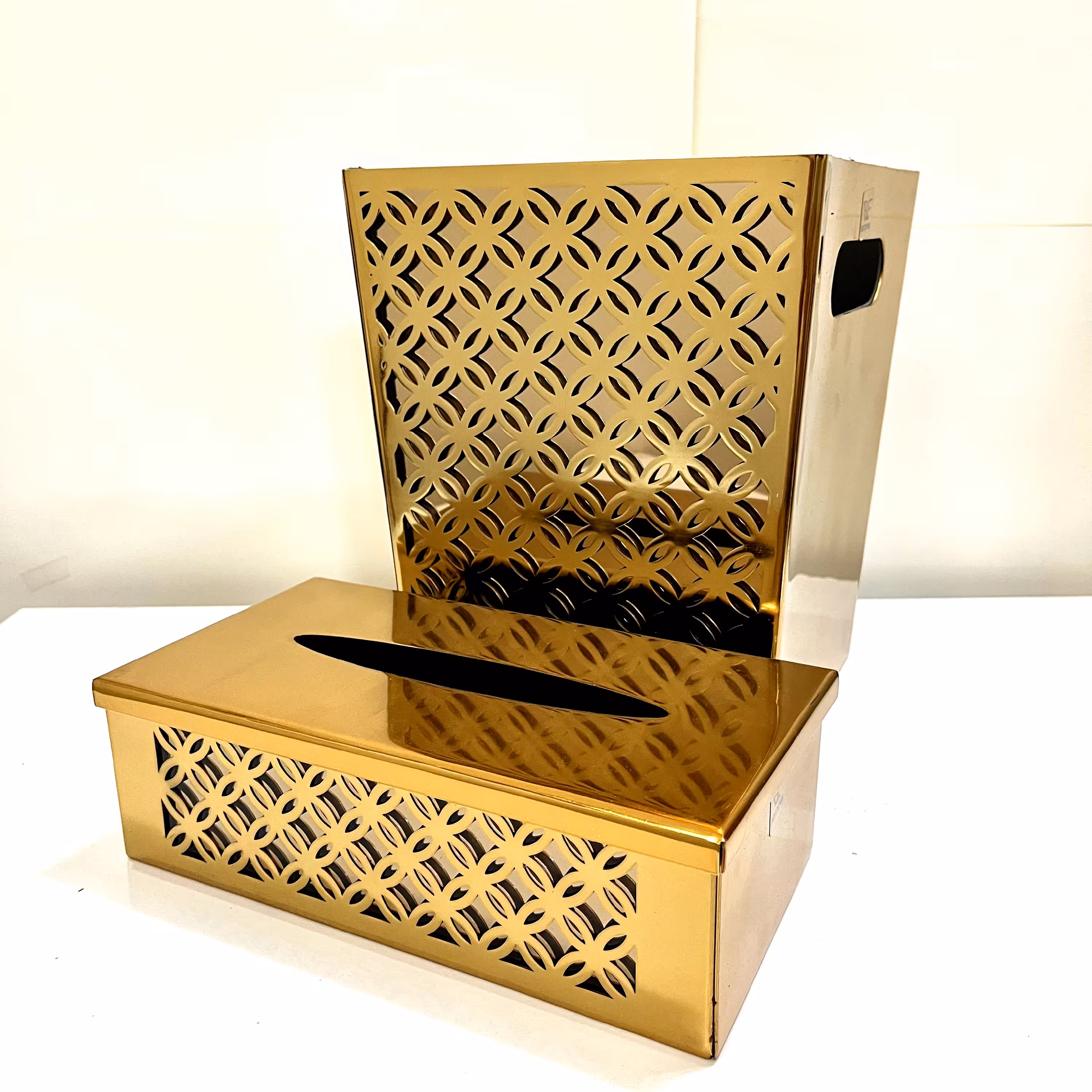 ست سطل و جای دستمال کاغذی فلزی و آینه برند برنوا مدل فلورانس طلایی