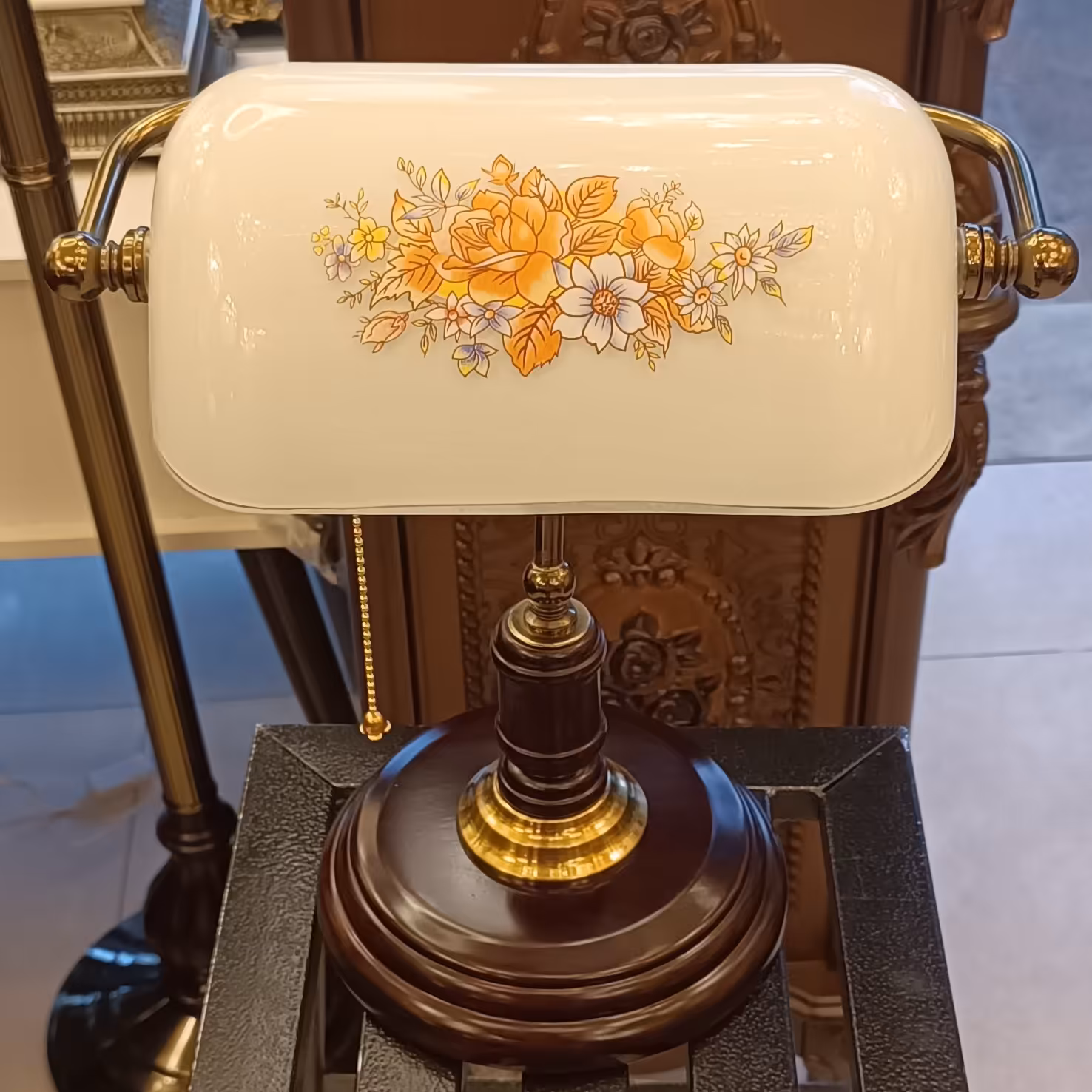 اباژور رومیزی والتر