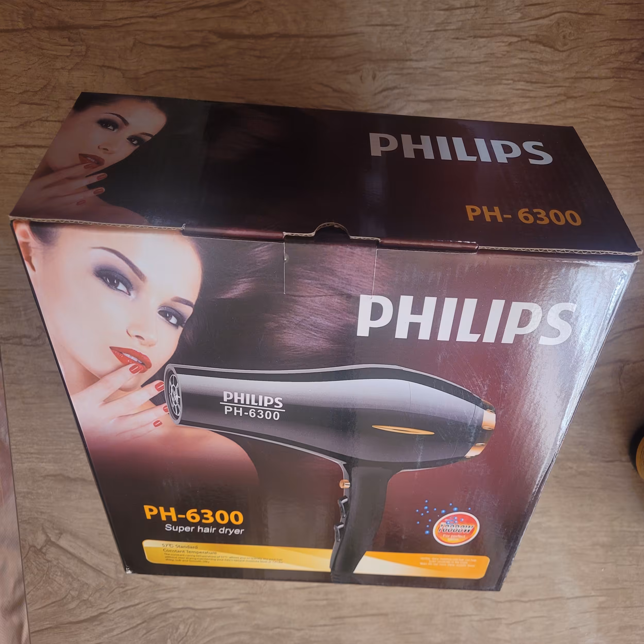 سشوار حرفه ای فیلیپس مدل PH-6300