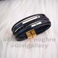 دستبند چرم طبیعی گاوی طرح 5 لایه  زنانه و مردانه بهمراه پلاک وحک دلخواه