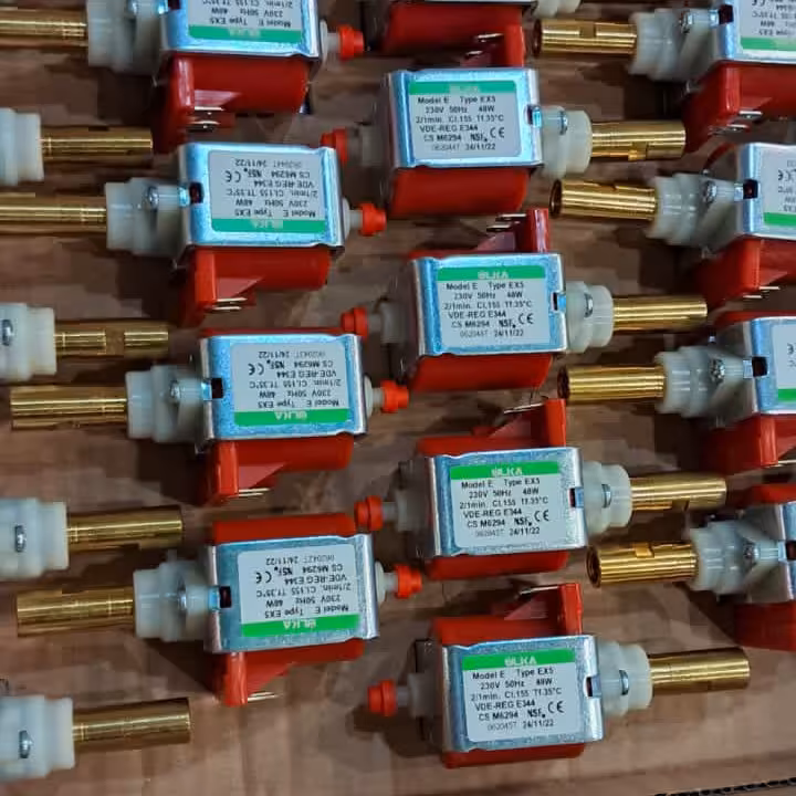 پمپ آب اسپرسوساز خانگی اولکا ایتالیا ( سر برنجی )