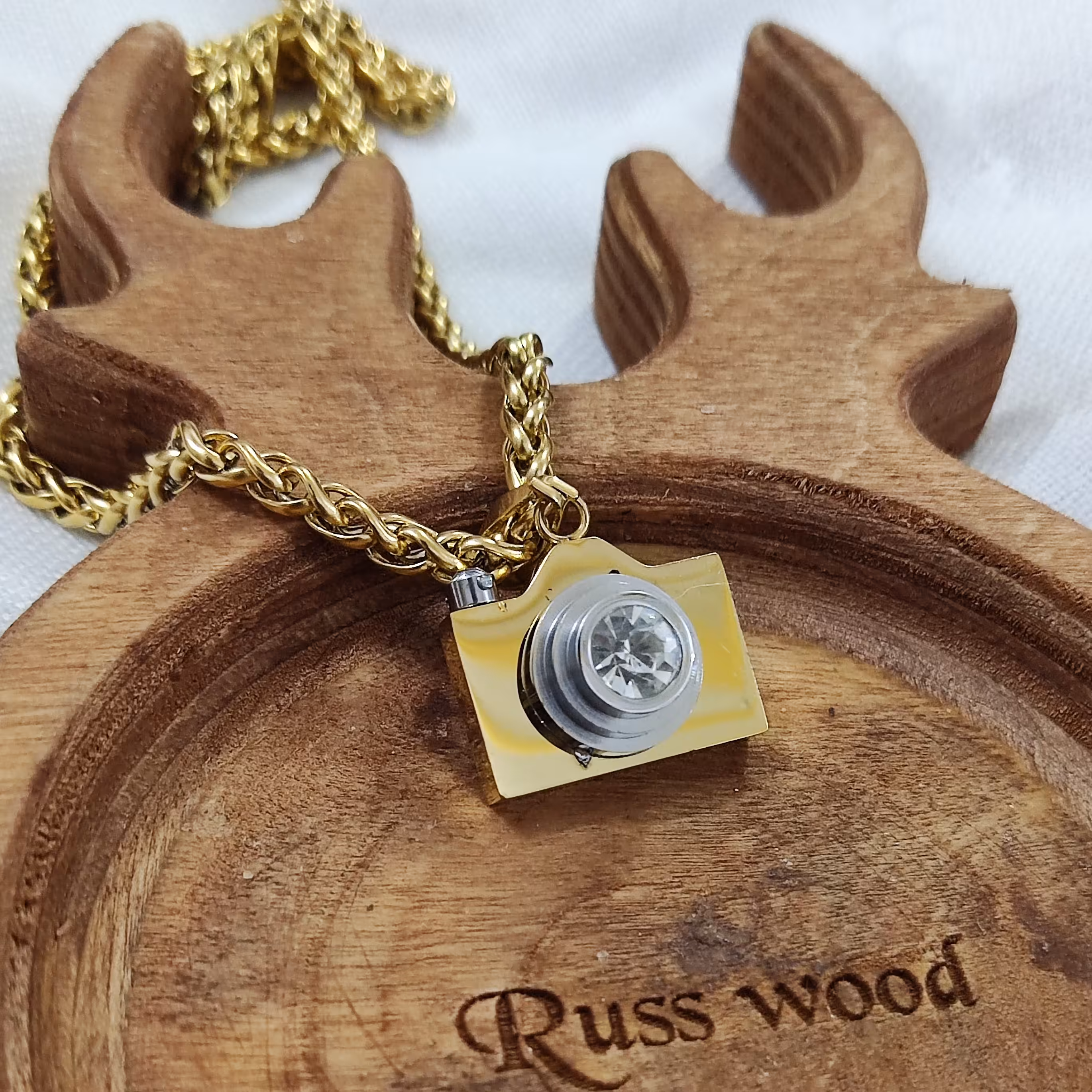 گردنبند دوربین عکاسی طلایی درشت،گردنبند عکاس،گردنبند استیل دوربین عکاسی درشت