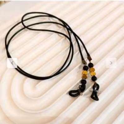 بند عینک چرم مشکی با سنگ اونیکس و سنگ حدید