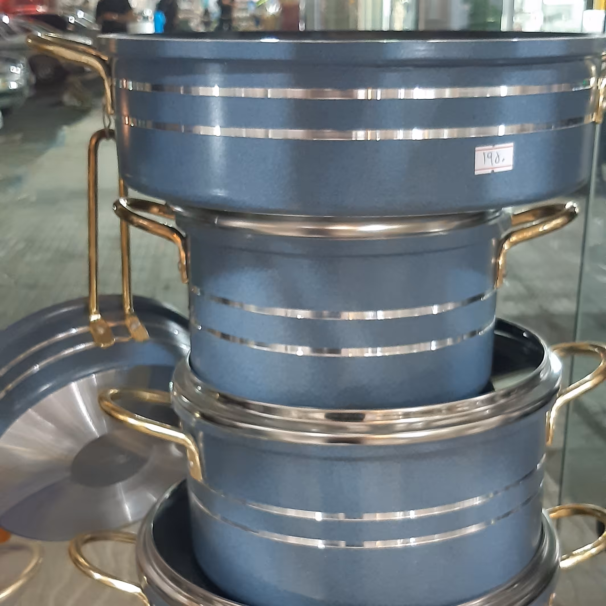 سرویس 8پارچه گرانیتی آذین